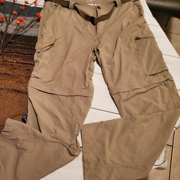 Columbia Omni Shade Khaki cargo Pants 36/32 - Picture 1 of 5